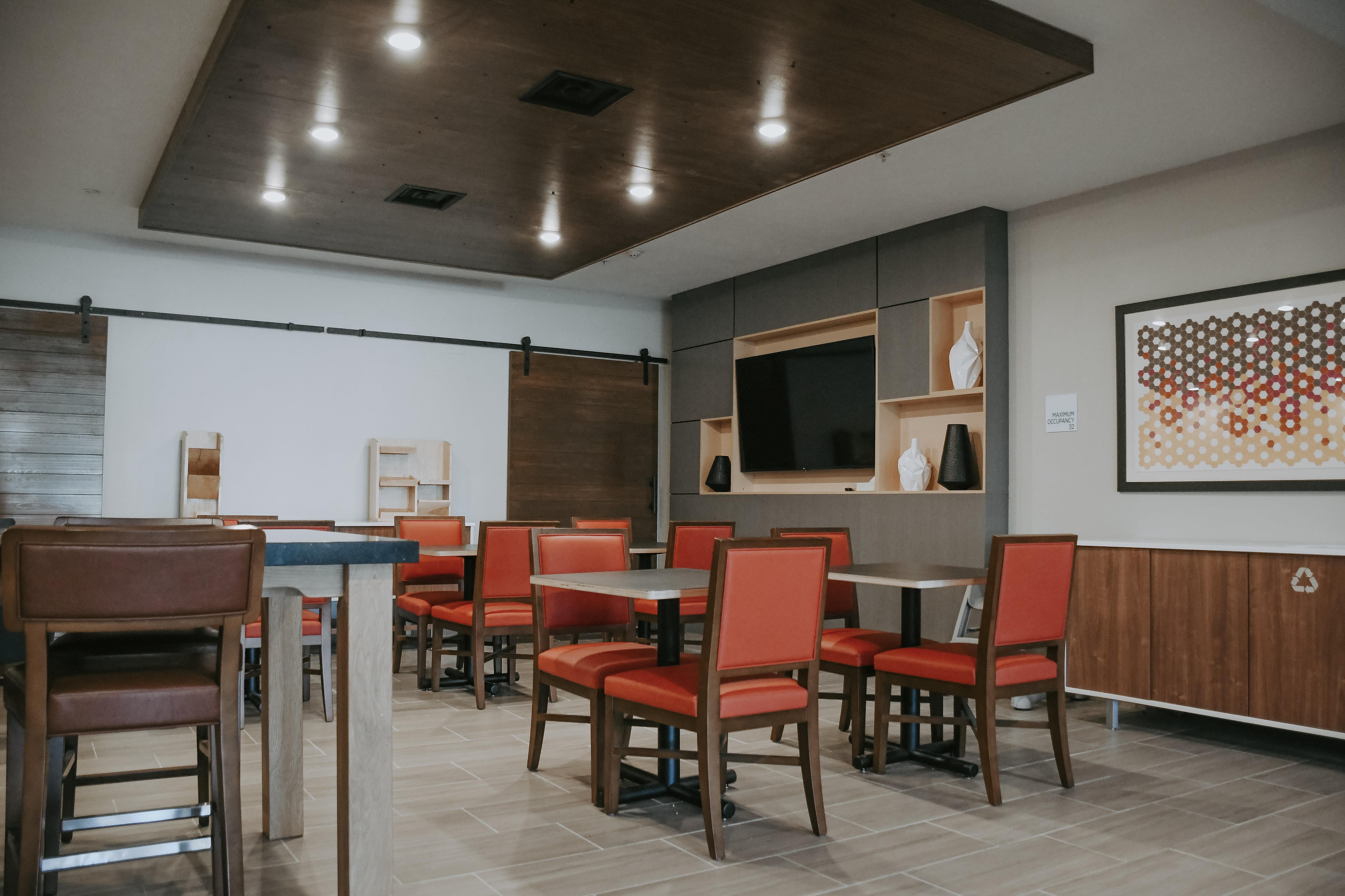 Holiday Inn Express Hotel & Suites Lincoln South By Ihg Ngoại thất bức ảnh