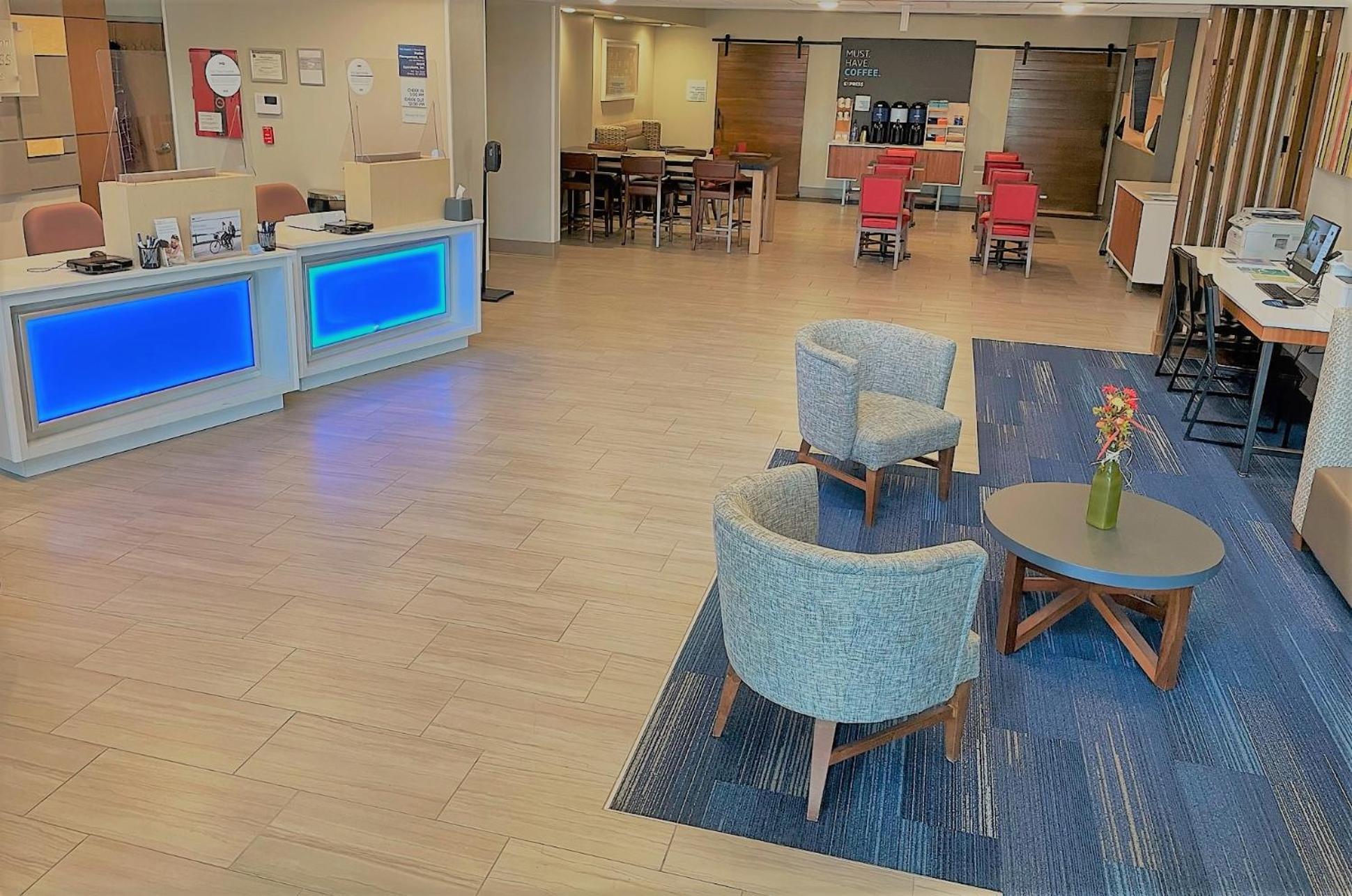 Holiday Inn Express Hotel & Suites Lincoln South By Ihg Ngoại thất bức ảnh
