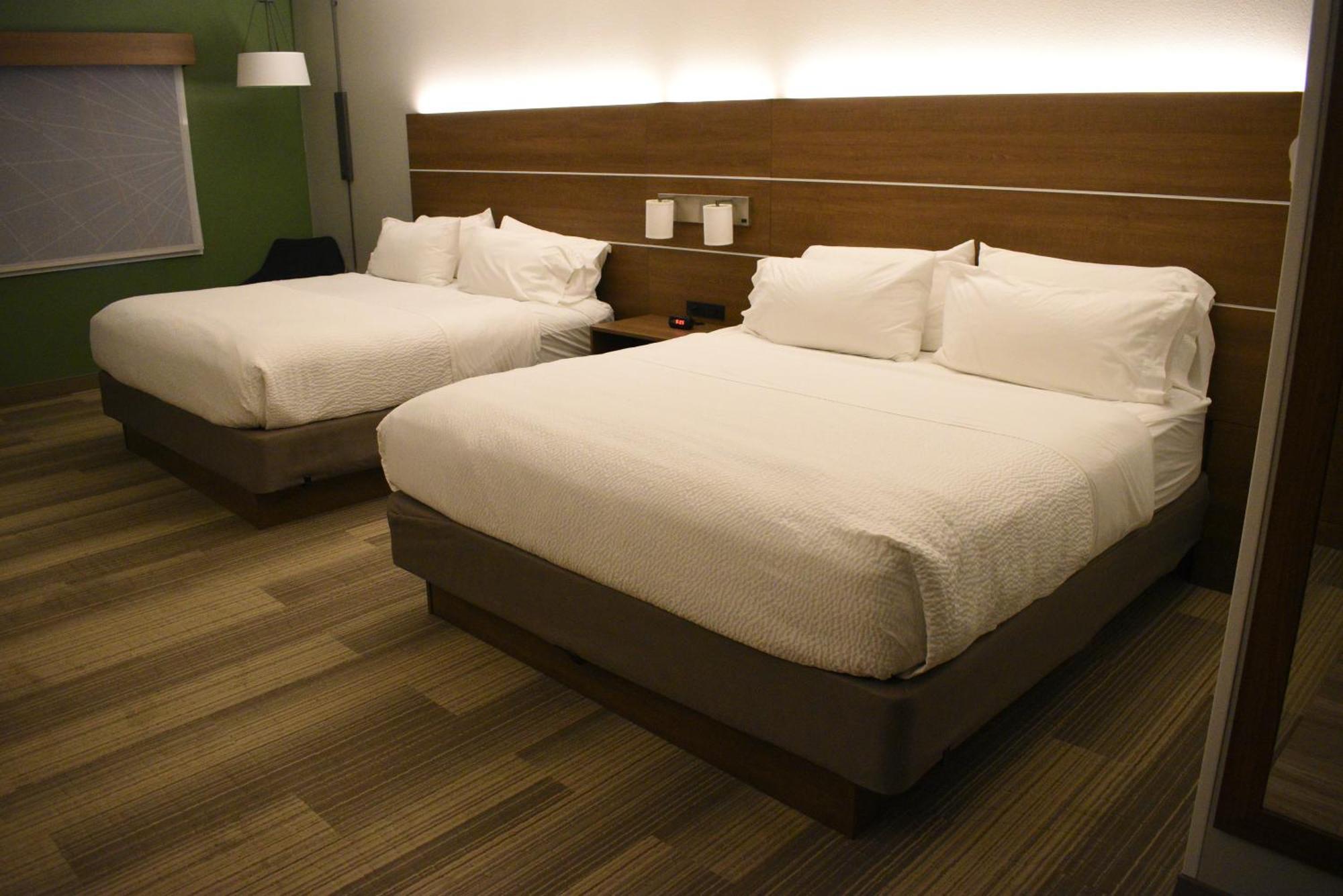 Holiday Inn Express Hotel & Suites Lincoln South By Ihg Ngoại thất bức ảnh