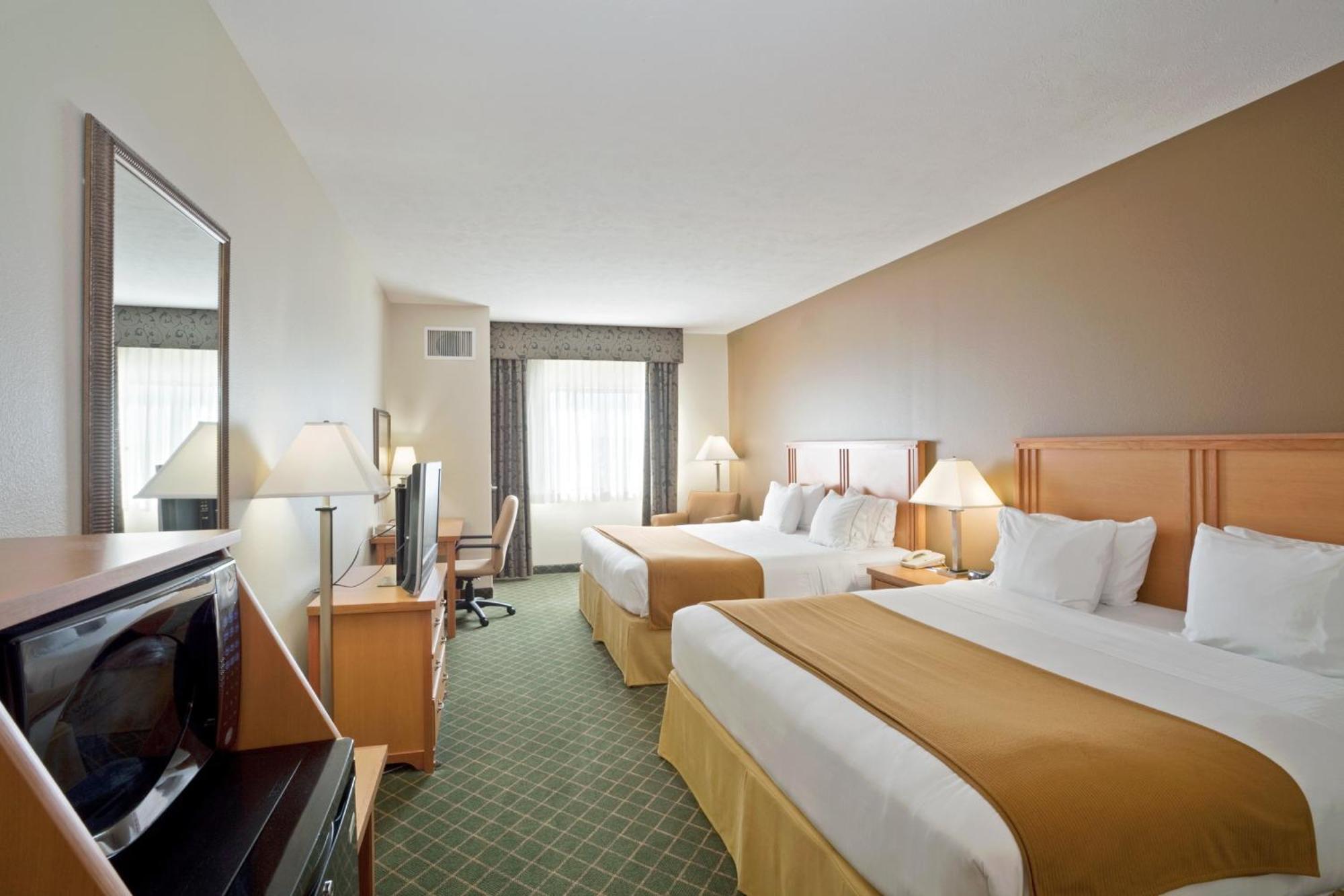 Holiday Inn Express Hotel & Suites Lincoln South By Ihg Ngoại thất bức ảnh